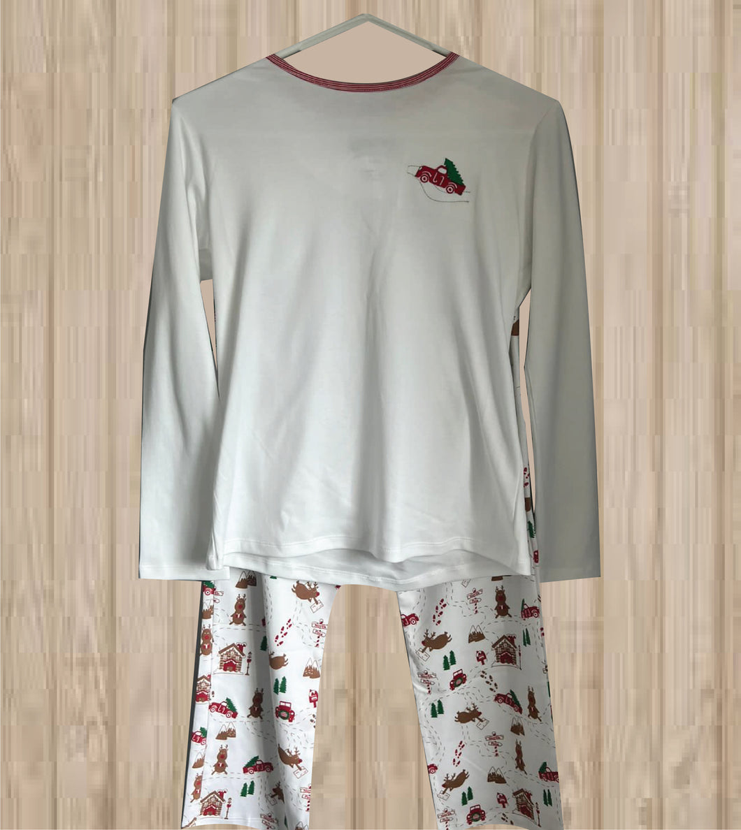 A North Pole Road Women PJ